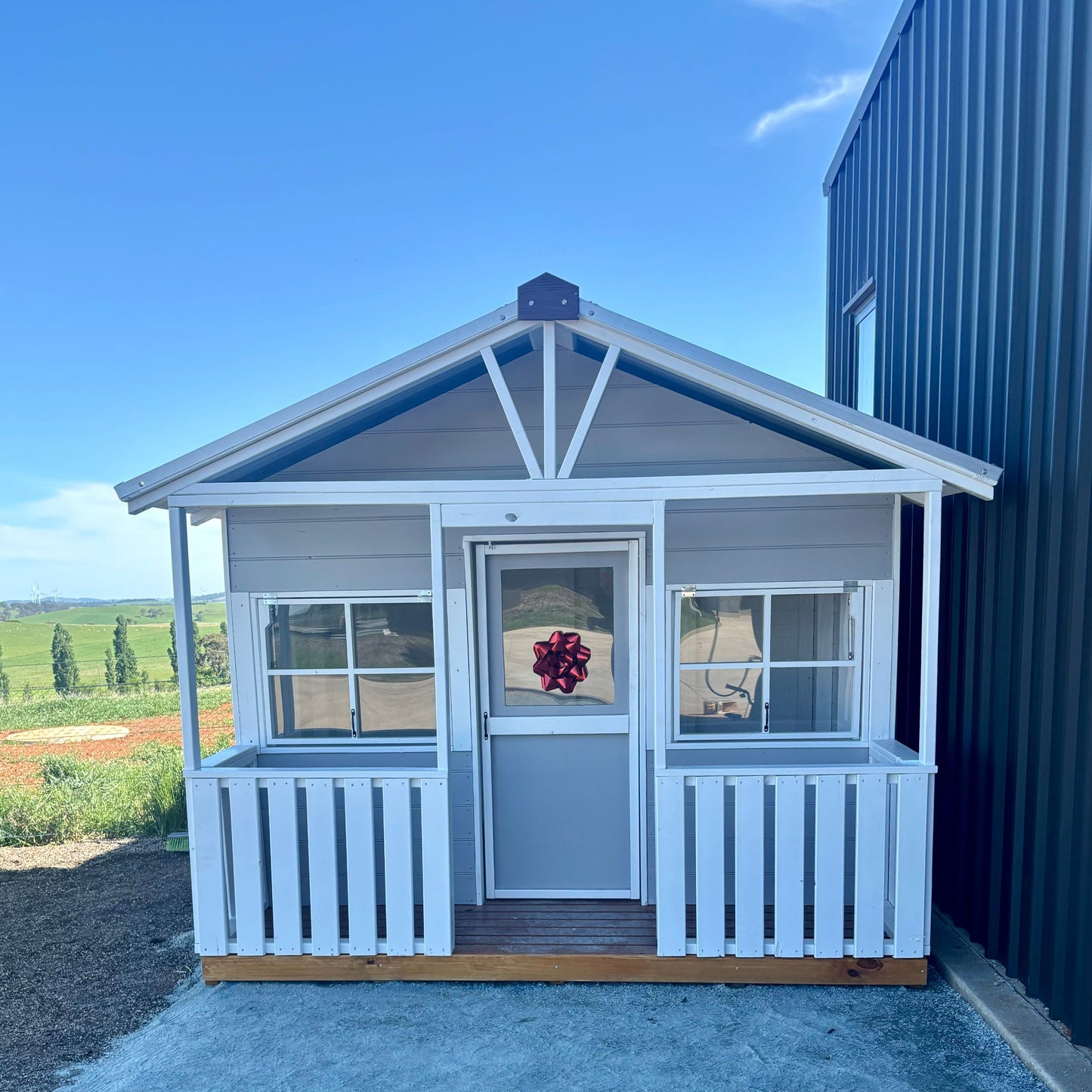 The King Size Beach Hut - Painted