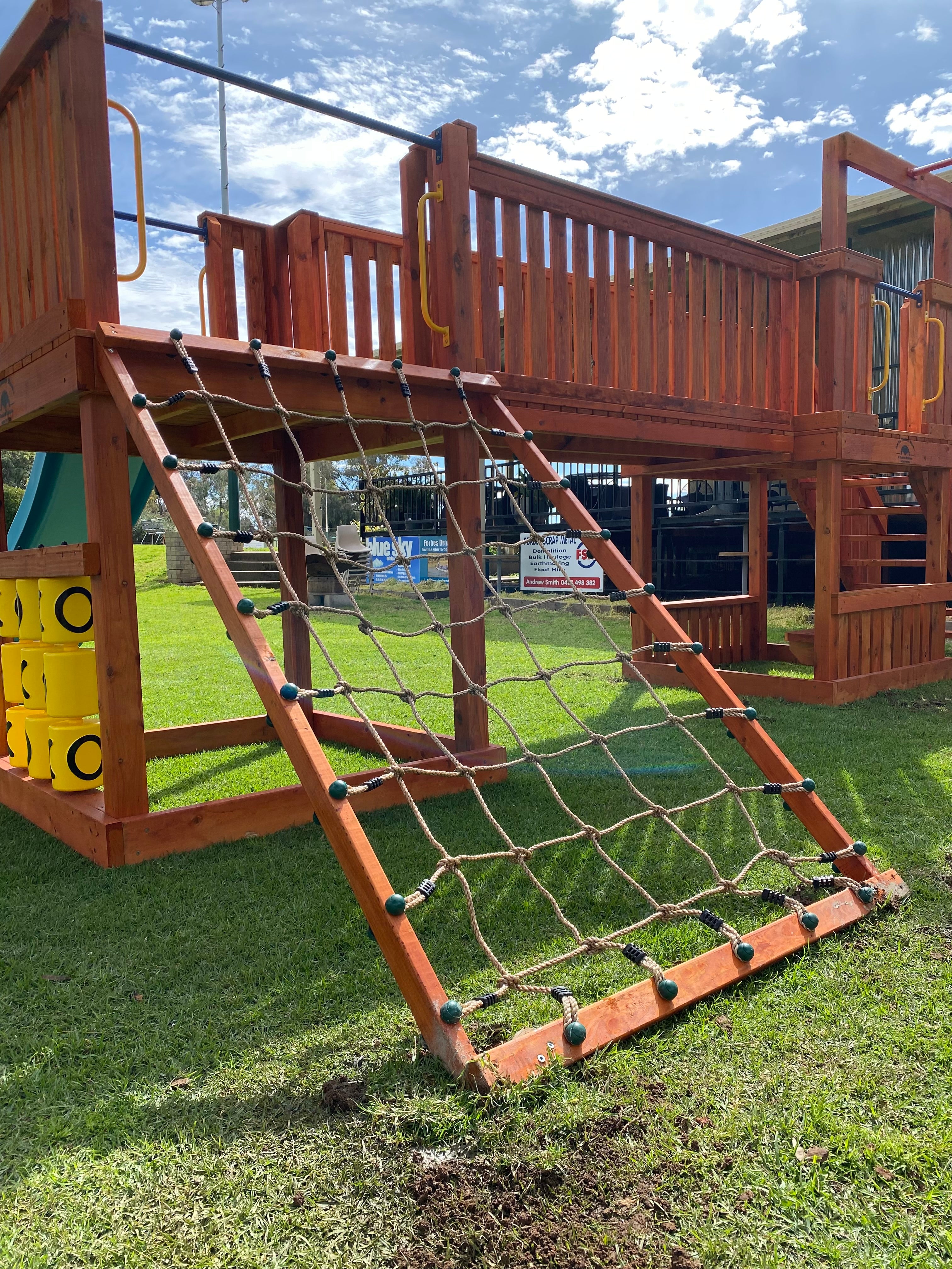 Backyard play fort on sale